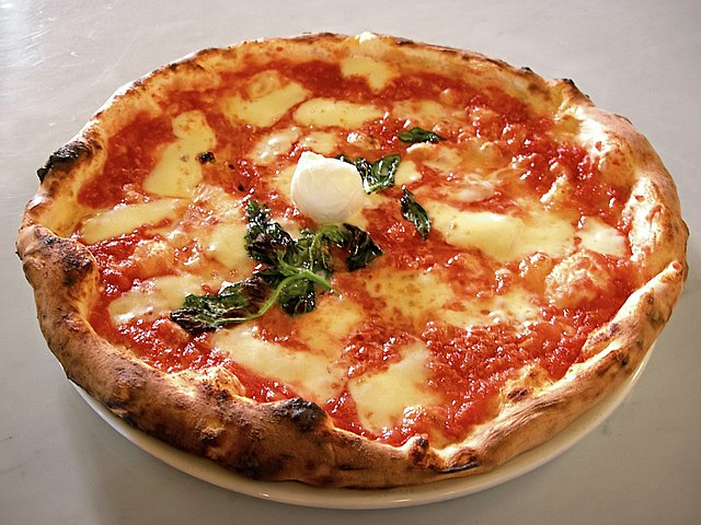 Eq_it-na_pizza-margherita_sep2005_sml Eq_it-na_pizza-margherita_sep2005_sml
